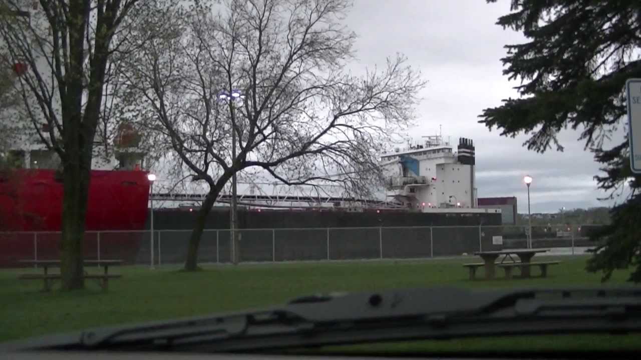 hhl-nile-and-walter-j-mccarthy-jr-upbound-at-the-soo-locks-freighter