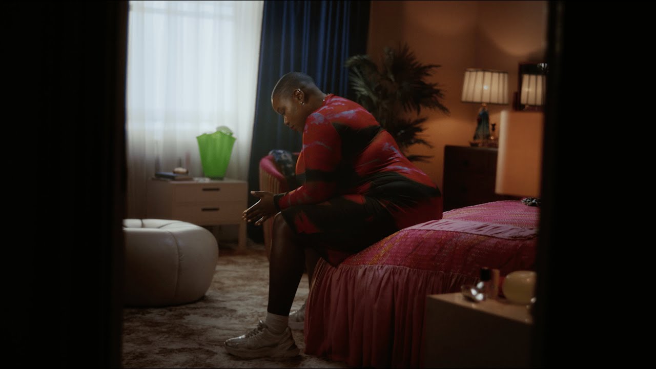 Experience the World’s First - Avon Hydramatic Matte Lipstick