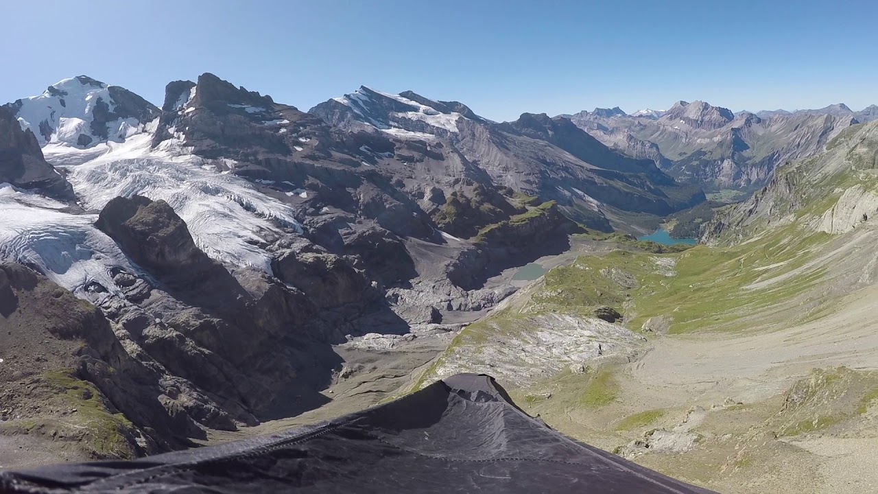 Hike and Fly Blüemlisalphütte - YouTube