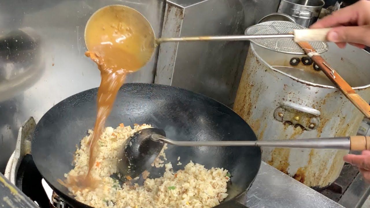 まかないから誕生！町中華のカレーチャーハンの作り方　Curry Fried Rice 　咖喱炒饭　카레볶음밥　Arroz frito al curry