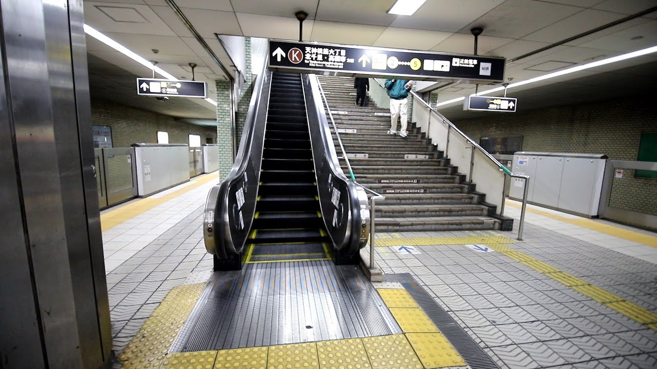 【三菱製】大阪メトロ日本橋駅（S17・K17）　昇りエスカレーター