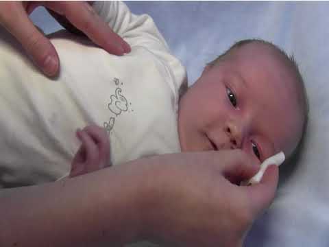 Video: Vauvan äiti Vaatii Sairaalaa