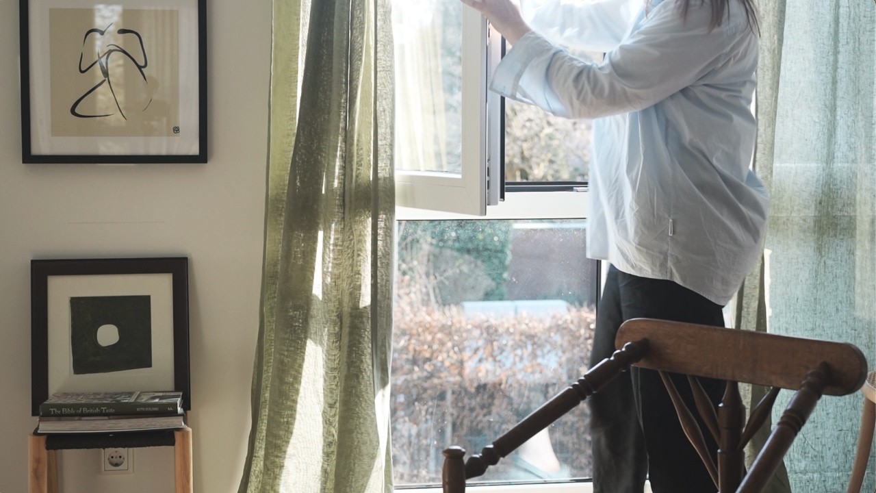 почему женщины убирают?