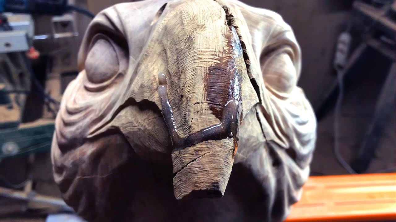 Я вырезаю из сломанного грецкого ореха бревно в стиле ART