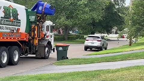 Labrie Atomizer SL14 on heavy Trash & Recycling