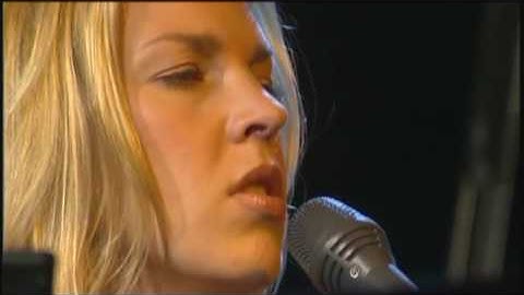 Diana Krall   Live in Concert 2002 - Case of You - Best