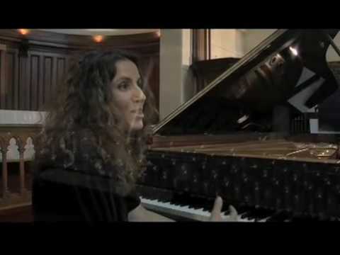 Racha Arodaky joue les Suites de Haendel (1e partie)