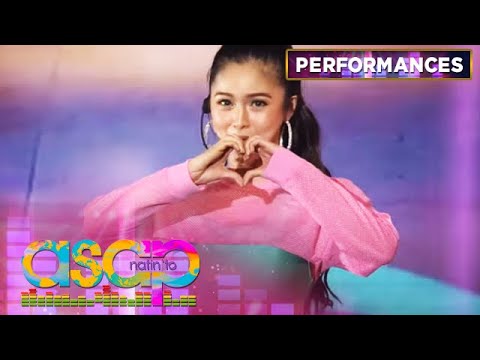 Kim Chiu performs