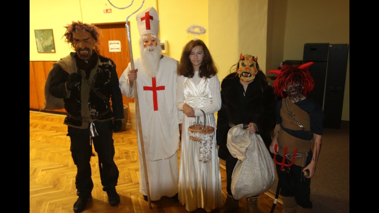 Mikuláš, anděl a čerti v kulturáku ve Studenci