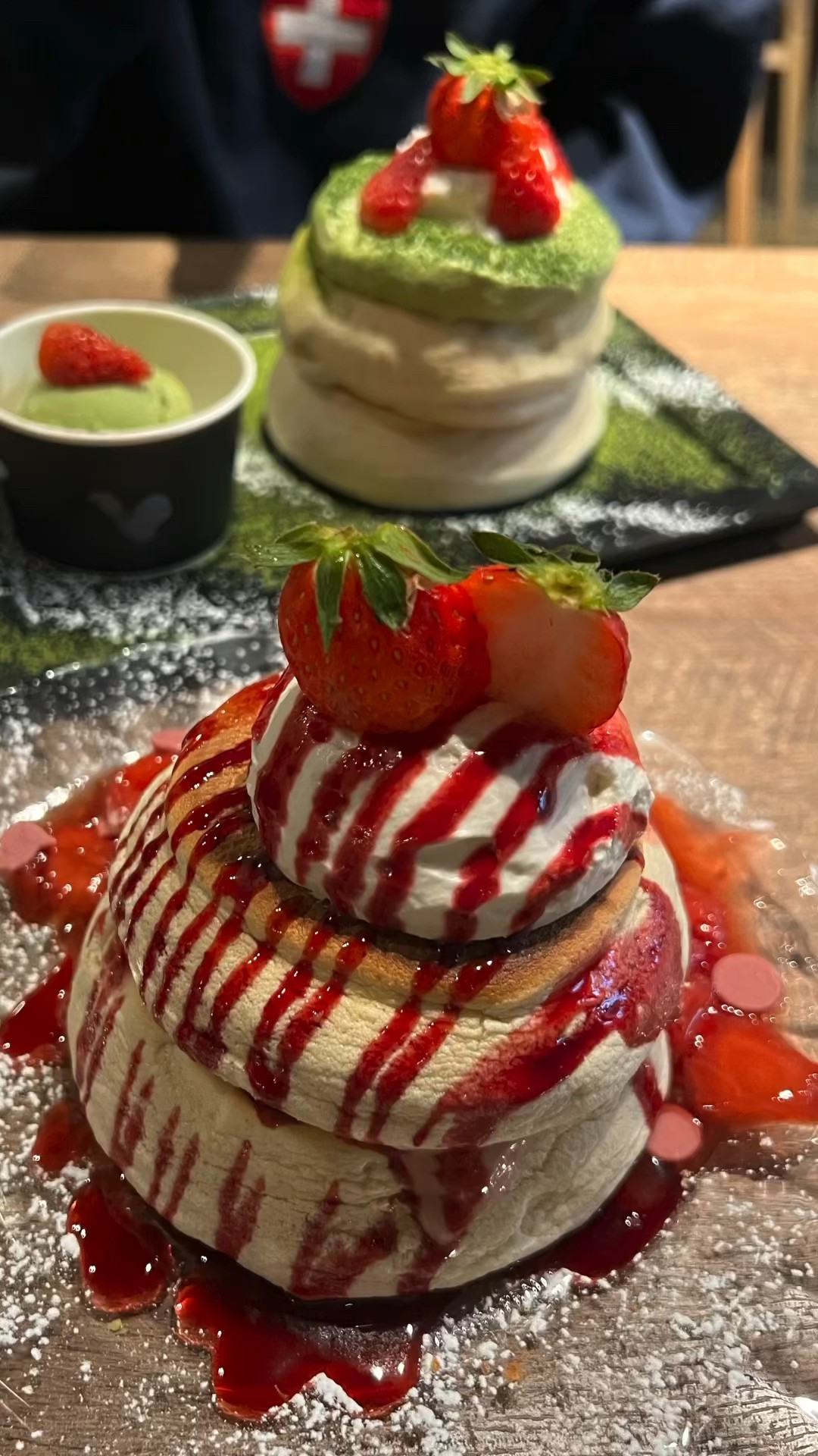 trying fluffy soufflé pancakes in japan