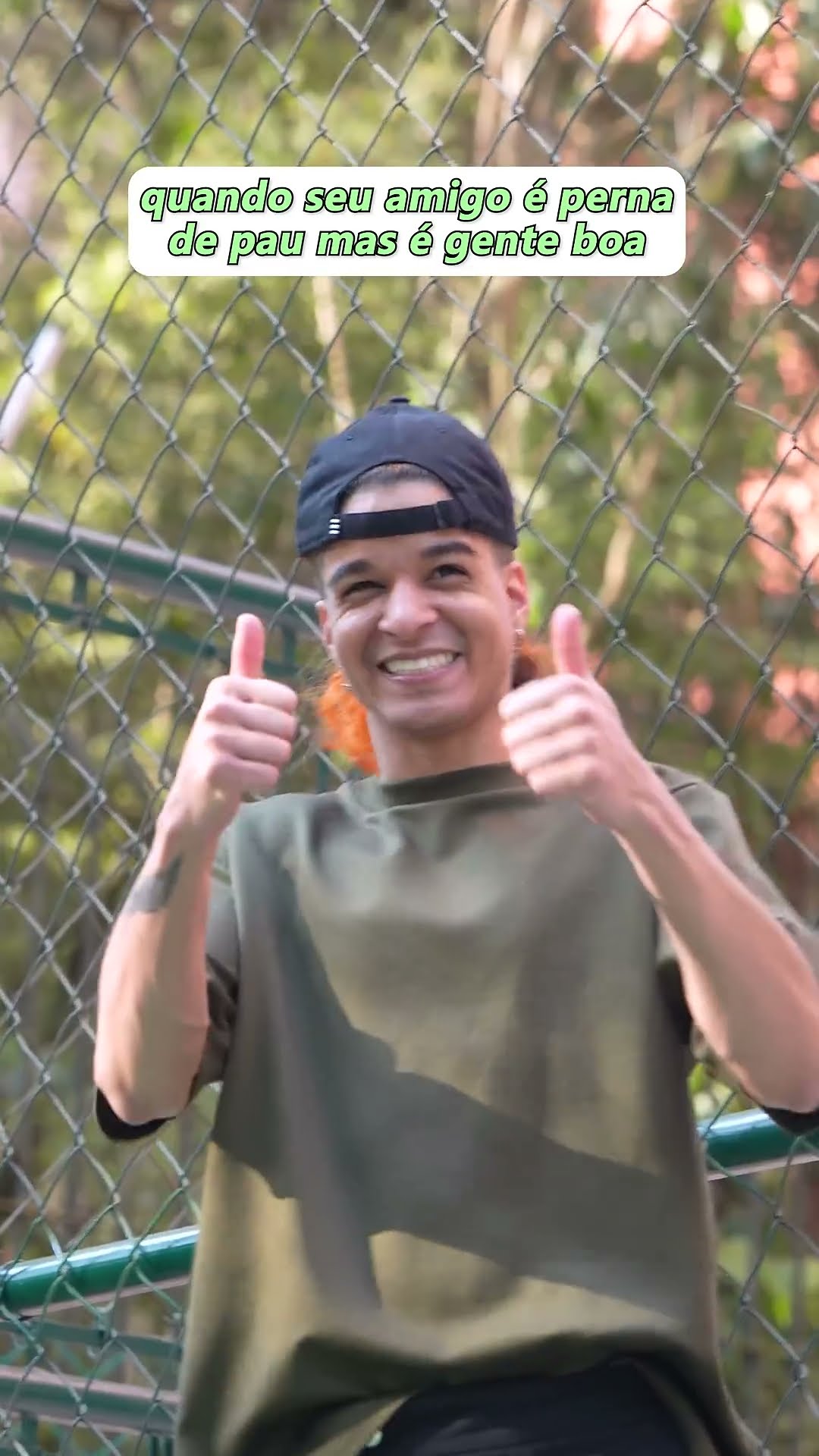 QUANDO SEU AMIGO É PERNA DE PAU MAS É GENTE BOA