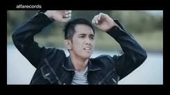 Lyla - Dan Lagi [Official Music Video]  - Durasi: 4.34. 