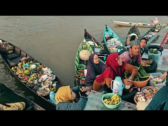trip to the floating market with IFAD | Perjalanan ke pasar Terapung dengan IFAD | Cinematic Video class=