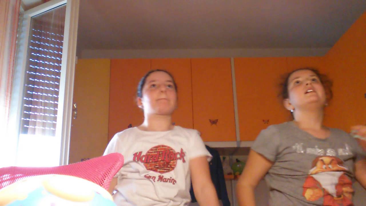 Io e la mia amica - YouTube