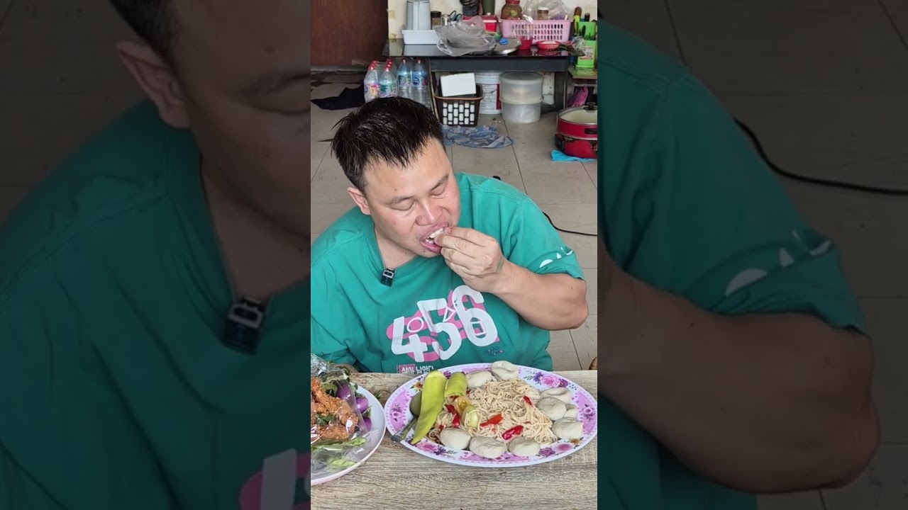 ตำขนมจีน