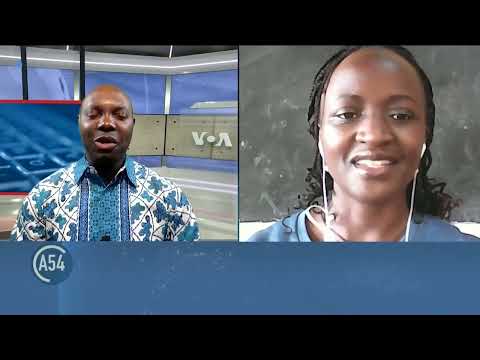 Teaching young Ugandan Coding