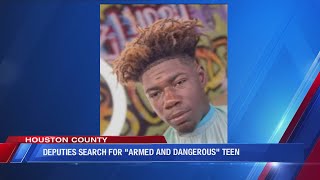 Full Deputies searching for teen considered ‘armed and dangerous’ after Houston Co. robbery Guide