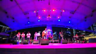 Leonardo and His Impeccable Six - Anarchy in the UK (Sex Pistols Cover) Live at Esplanade Singapore