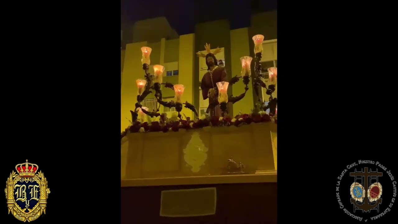 SALIDA PROCESIONAL (CAUTIVO EN SU ESPERANZA)LOS ARCOS