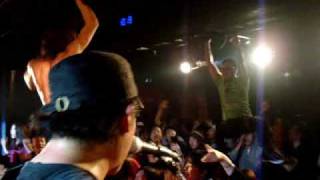 engu Ch 017 in the Training gym  at HELL O vol 2