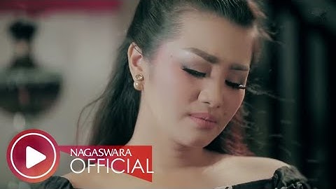 Fitri Carlina - Pujaan Hati (Official Music Video NAGASWARA) #music