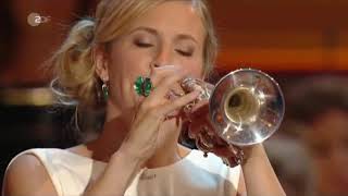 ژەنینی تڕومپێت لەلایەن خاتوو ئەلیسۆن  بالسوم Alison Balsom trumpet player