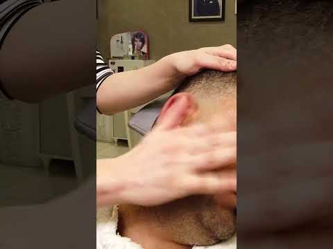 💈ASMR EAR MASSAGE #shortsviral #ladybarber #turkishbarber