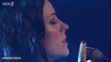 Amy Macdonald - Never Too Late (Acoustic Intimate Tour Live In Düsseldorf 10-18-2017)