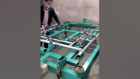 robot hàn giàn giáo