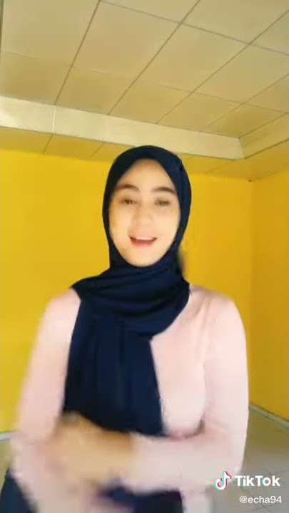 jilbob cantik sexy main tiktok