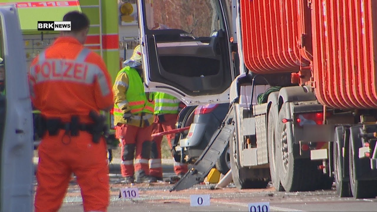 Adlikon bei Regensdorf ZH: Eine Tote bei Verkehrsunfall