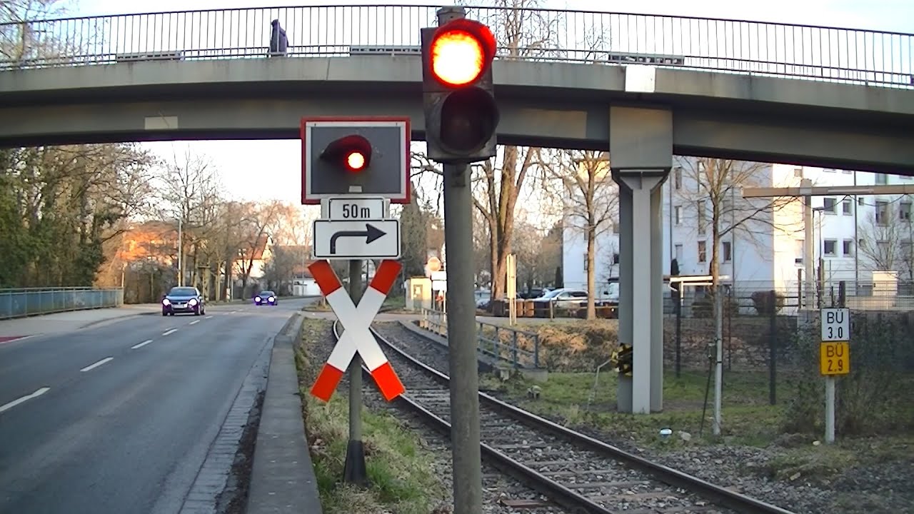 Spoorwegovergang Speyer (D) // Railroad crossing // Bahnübergang