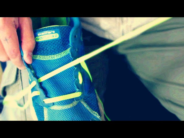 A Tip from Illumiseen: How to Prevent Running Shoe Blisters With a “Heel  Lock” or “Lace Lock” 