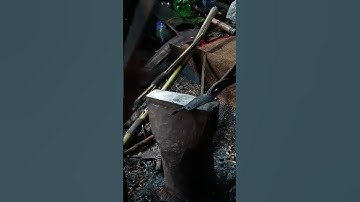 BLACKSMITH SHORT VIDEO  #shorts #youtubeshorts #blacksmith  #craftsmanship  #forge #firesmith06