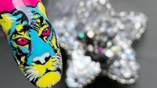 Дизайн ногтей для самых смелых - яркий тигр на ногтях. Новогодний маникюр 2022 тигр