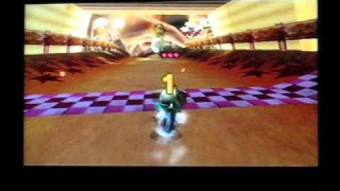 MKWii Maple Treeway fail