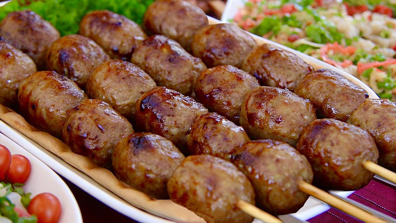 ازاي نعمل أكل مصري مافيش زيه؛ كفتة الحاتي - كبدة وسجق - صينية بطاطس .. خطوات بسيطة هتخليكوا محترفين!