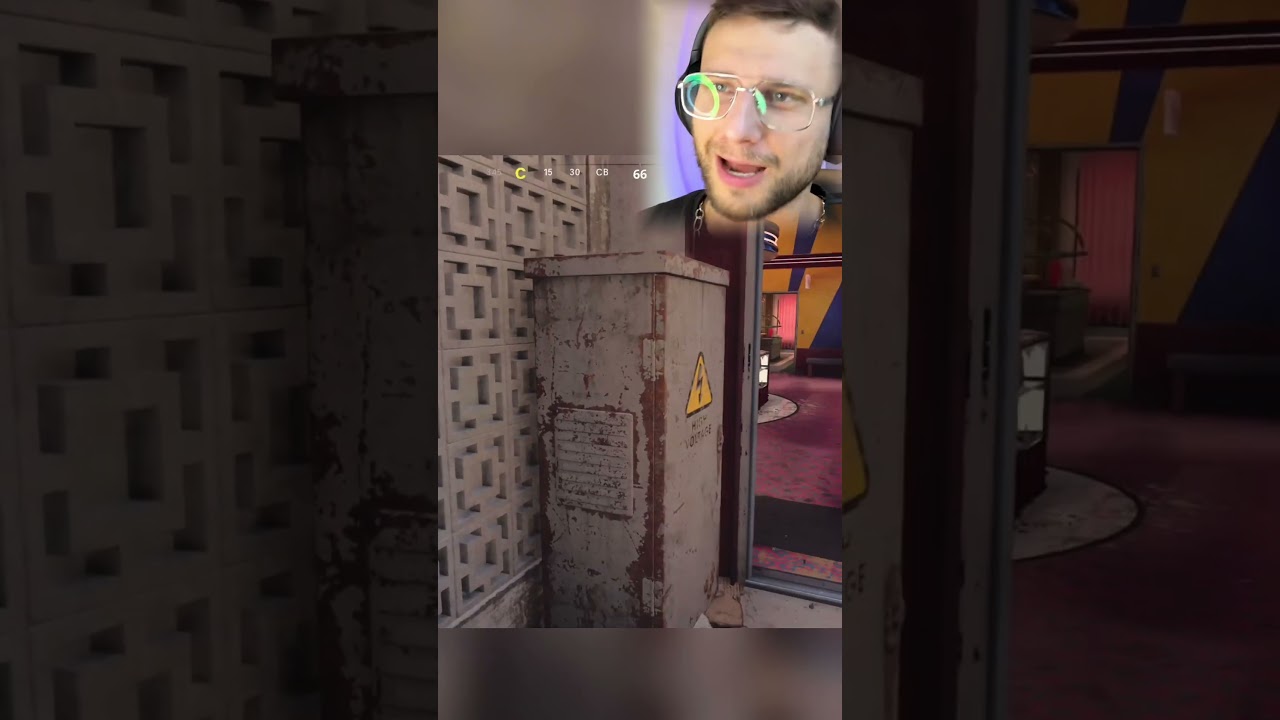 Электрики на базе?