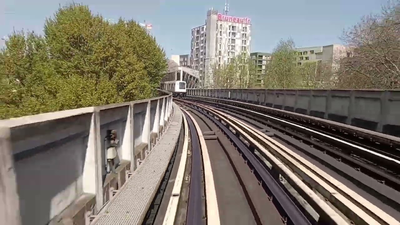 Métro VAL 206, rame HP 53 - Trajet entre Gare Lille Flandres et Porte des Postes.