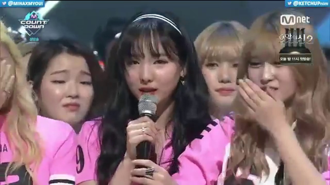 TWICE First Win On M Countdown - YouTube