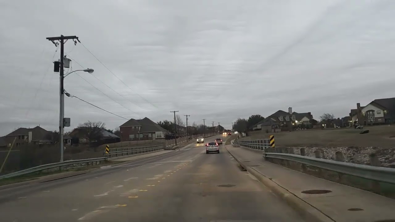 TRÔI GIỮA HOÀNG HÔN ĐƯỜNG PHỐ USA