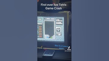 Blue Scuti does it again. Gets the first ever Tetris game crash at a live event. #tetris #ctwc