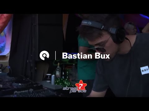 Bastian Bux @ Zurich Street Parade 2018 (BE-AT.TV)