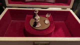Brahms Waltz Walzer Reuge Swiss Musical Movement - Three Twirling Couples In A Jewellery Box.