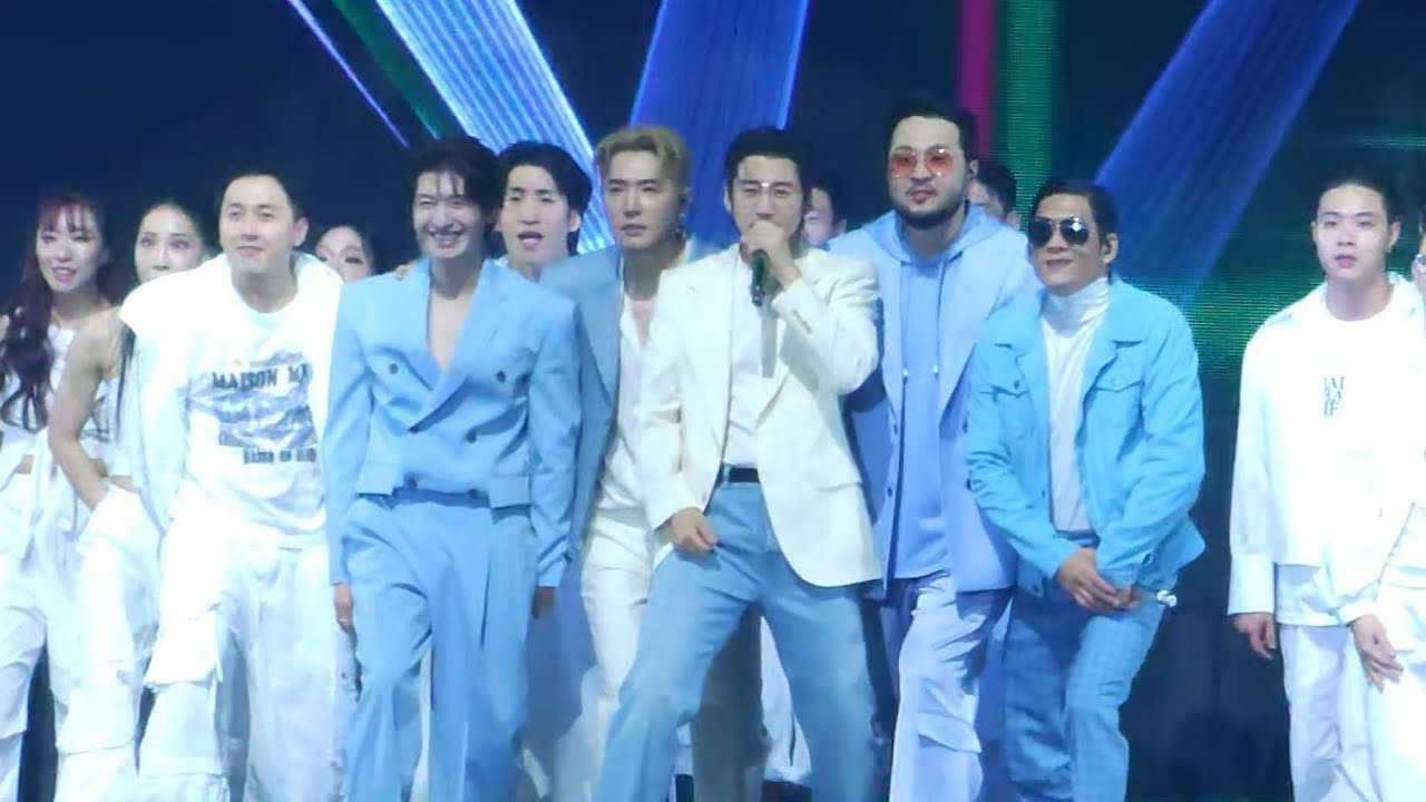 [4K] 251221 god (지오디) - 관찰 & Friday Night (손호영 FOCUS) | ICONIC BOX