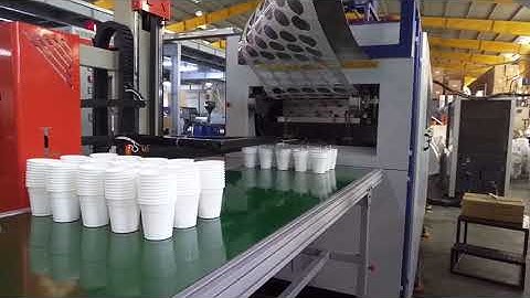 Automatic stackign robot machine for platic cup making machine
