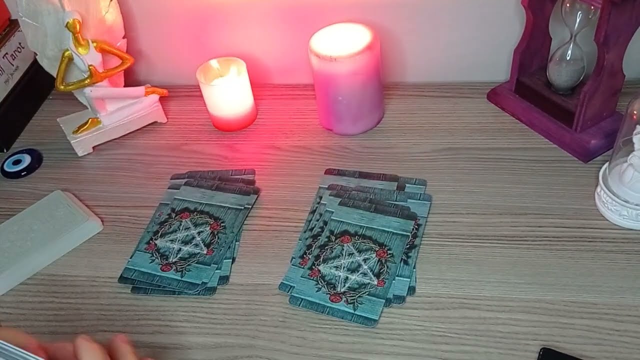 🪞Aklımdaki Kişi Beni Nasıl Birisi Olarak Görüyor? 🪞Deste Seç Tarot Okuması💫