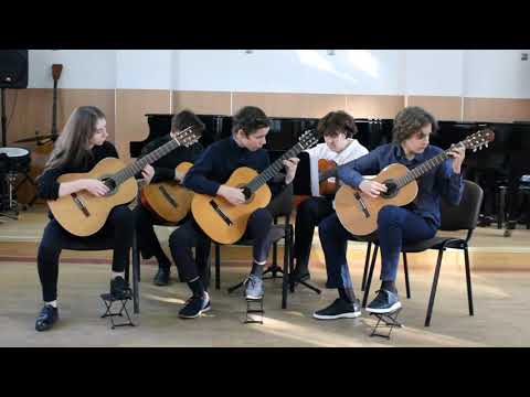 "Ансамбль гитаристов" ДШИ им. Гречанинова А.Т. г. Светлогорска рук. Шелковникова С.А.