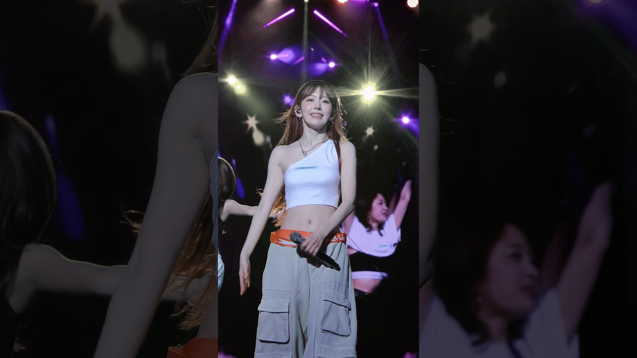 Feel like Magic 🪄 @ 2025 LE SSERAFIM TOUR ‘EASY CRAZY HOT’ IN HONG KONG #LE_SSERAFIM #르세라핌