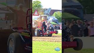 Spektakulärer Pull vom 'Road Runner' beim Garden Tractor Pulling Seifertshofen 2026